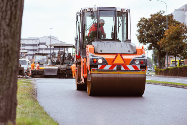Best Interlocking Driveway Pavers  in Elsmere, DE